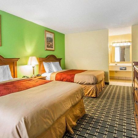 Econo Lodge Douglas Eksteriør bilde